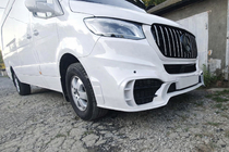 Mercedes Sprinter W907/W910 2018- Przedni zderzak z grillem V2 (AMG) zdjęcia 4