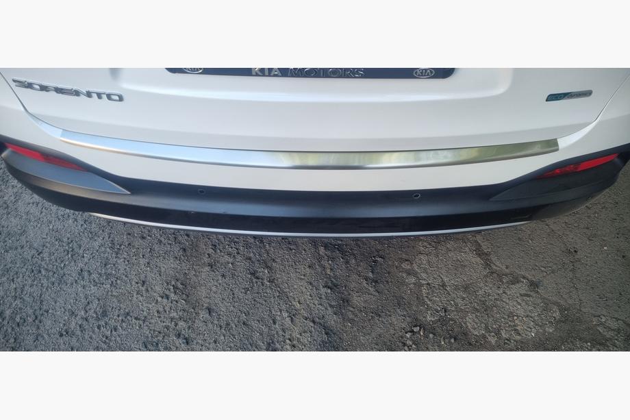 Kia Sorento III UM 2014-2020 Nakładka na tylny zderzak Carmos stal nierdzewna Image