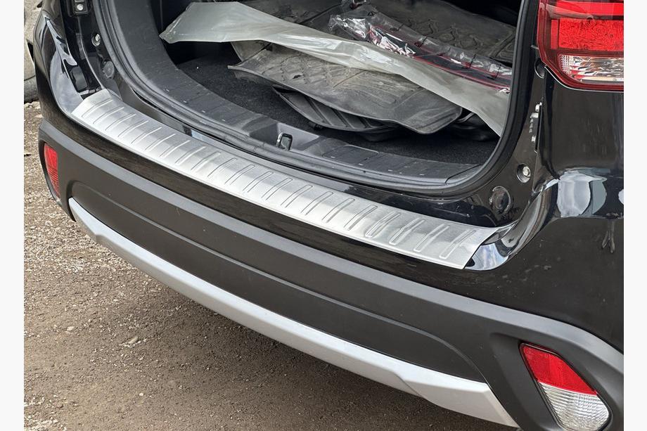 Mitsubishi Outlander 2012-2021 Nakładka na tylny zderzak 2015-2021 Carmos (stal nierdzewna) Image