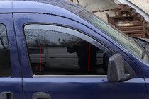 Opel Combo 2002–2012 Listwy okienne ze stali nierdzewnej (2 szt.) zdjęcia 1