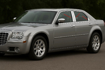 Chrysler C300 2004-2011 Nakładki na słupki drzwi ze stali nierdzewnej (6 szt.) zdjęcia 1