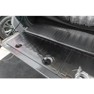 Zestaw wstawek do bagażnika ze stali nierdzewnej Toyota Land Cruiser 200 2007-2021 zdjęcia 2