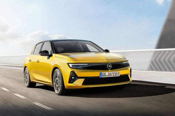 Przegląd kompaktowego hatchbacka Opla Astry szóstej generacji
