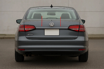 Volkswagen Jetta 2011-2018 Listwa nad tablicą rejestracyjną (Carmos stal nierdzewna) zdjęcia 1