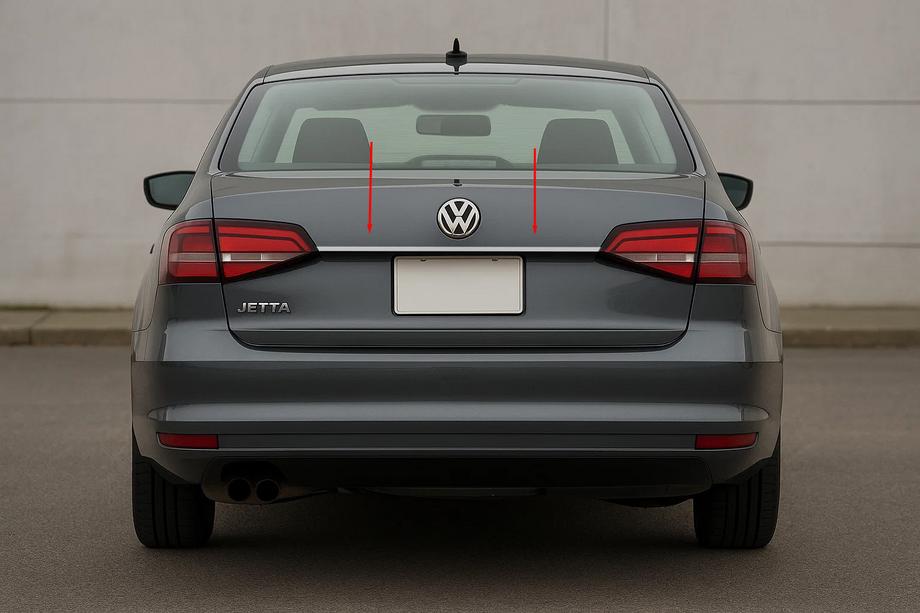 Volkswagen Jetta 2011-2018 Listwa nad tablicą rejestracyjną (Carmos stal nierdzewna) Image