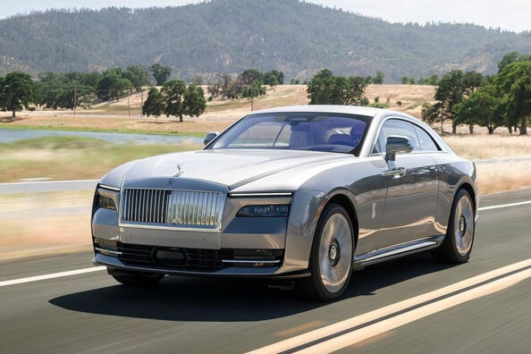 Rolls-Royce Spectre: recenzja elektrycznego coupe