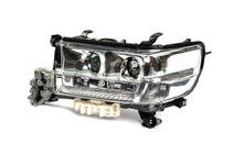 Toyota Land Cruiser 200 2007-2021 Lampa przednia lewa 2016+ (ORYGINAŁ) zdjęcia 2
