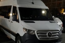 Mercedes Sprinter W907/W910 2018- Daszek na szybę przednią na ramie (Biały, 5mm) zdjęcia 5