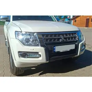 Reflektory Przednie OEM (2 szt)