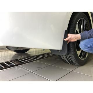 Chlapacze Premium (USA, SE/XSE) (Zestaw 4 szt.) Toyota Camry 2017–2023 zdjęcia 3