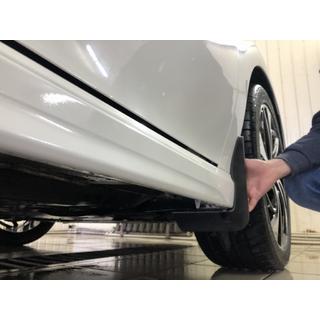 Chlapacze Premium (USA, SE/XSE) (Zestaw 4 szt.) Toyota Camry 2017–2023 zdjęcia 2
