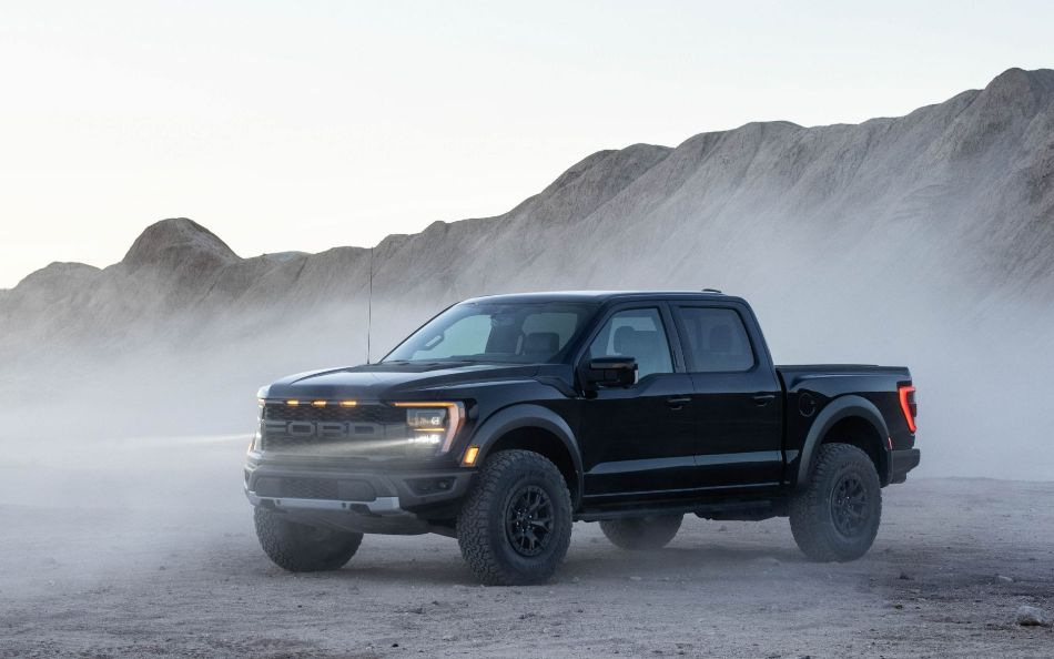 Ford F-150 Raptor: pickup, który podbija teren
