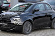 Fiat 500e Cabrio: stylowy elektryczny kabriolet do miasta zdjęcia 3