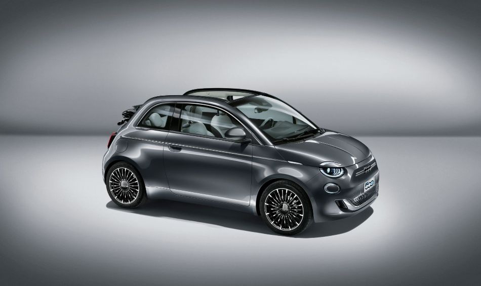 Fiat 500e Cabrio: stylowy elektryczny kabriolet do miasta