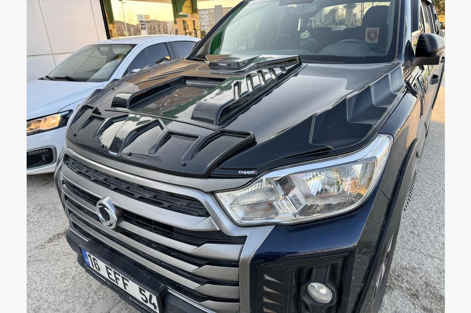 SsangYong Musso II 2018– Naszczepka maski Dragon (ABS) Image