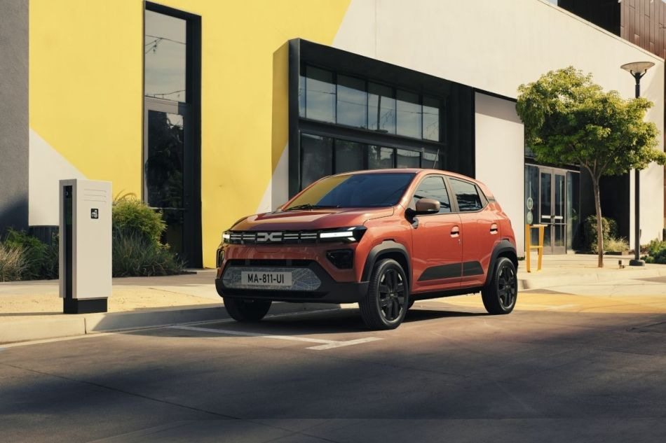 Przegląd kompaktowego elektrycznego crossovera Dacia Spring