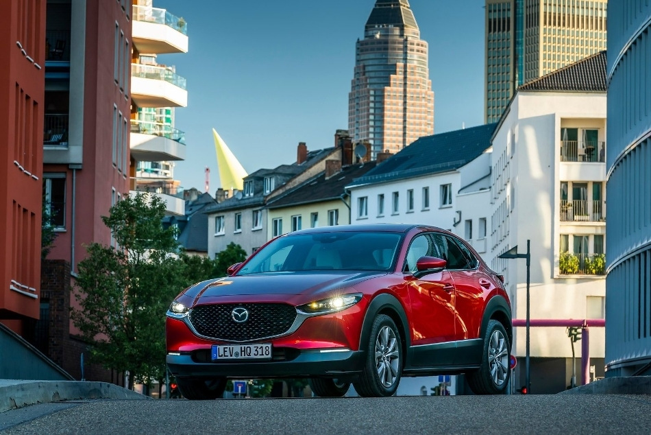 Mazda CX-30: recenzja stylowego i praktycznego crossovera