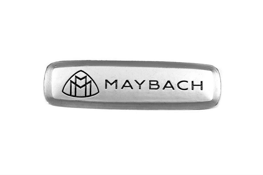 Mercedes-Benz Maybach Aluminiowy emblemat do dywaników (1szt) Zdjęcia 1