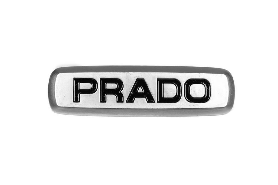 Toyota Prado Aluminiowa Emblemat na dywaniki (1szt) Image
