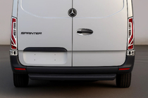 Mercedes Sprinter W907/W910 2018- Nakładki na Lampy Tylne V-1 (2 szt, stal nierdzewna) Carmos zdjęcia 1