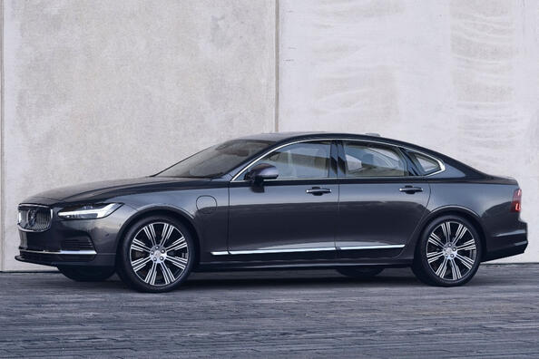 Recenzja zaktualizowanego sedana premium Volvo S90