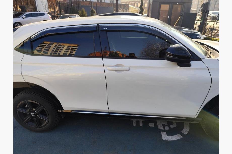 Honda eNS1 2022- Deflektory szyb z listwą chromowaną (4 szt, Niken) Image