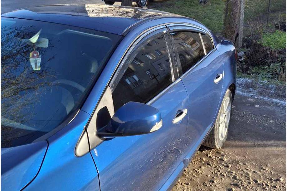 Renault Fluence 2009-2016 Deflektory szyb z listwą chromowaną (4 szt, Niken) Image