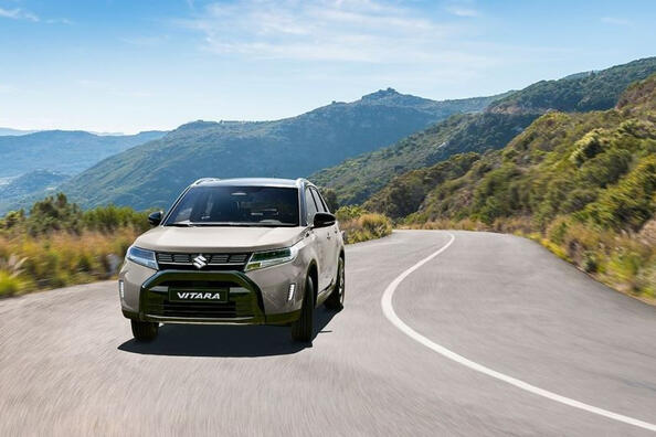 Zaktualizowano Suzuki Vitara 2024: recenzja kompaktowego crossovera