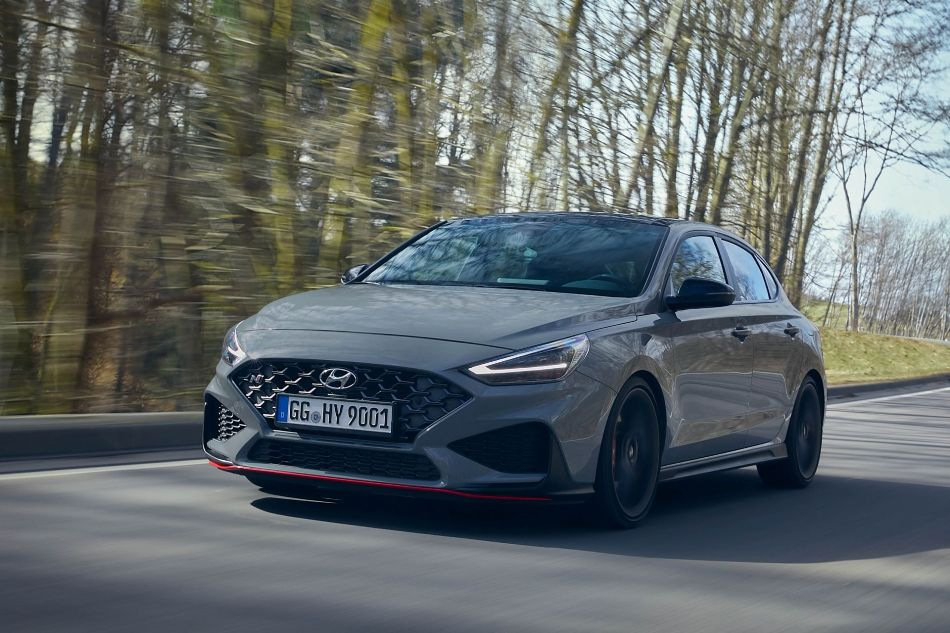 Recenzja „gorącego” Hyundaia i30 Fastback N