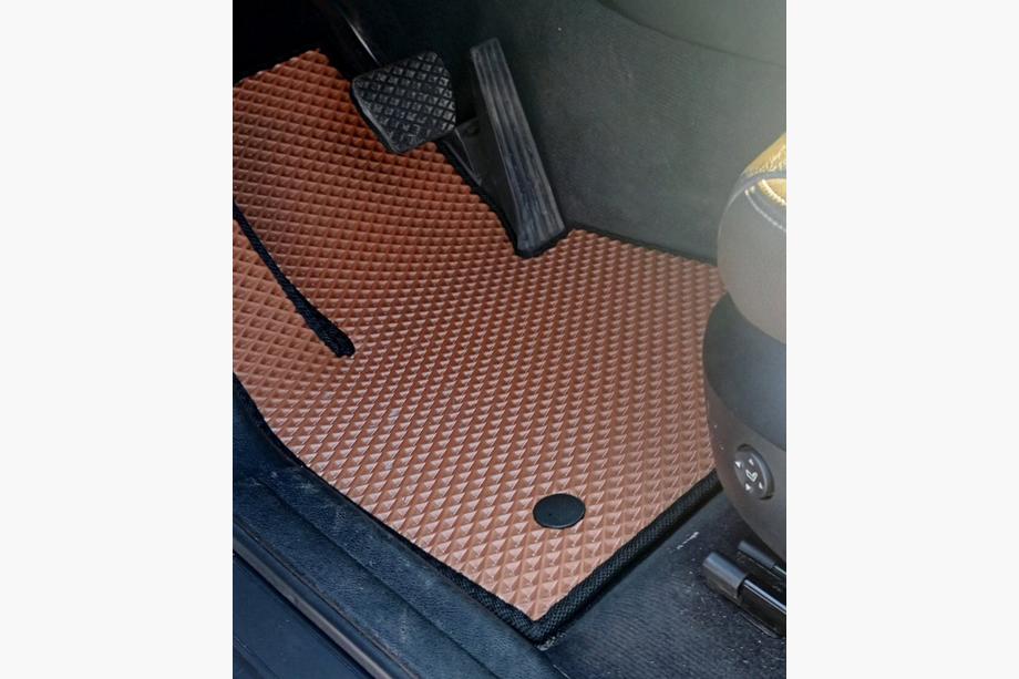BMW X4 F26 2014-2018 Dywaniki EVA (Brązowe) Image