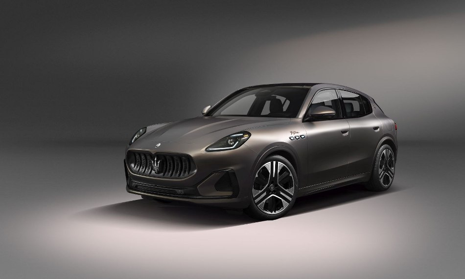 Recenzja elektrycznej wersji wyczynowego crossovera Maserati Grecale Folgore