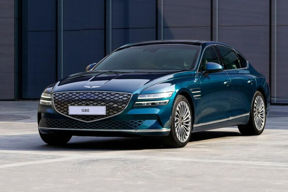 Recenzja zelektryfikowanego sedana Genesis G80: zelektryfikowany luksus Zdjęcie 3