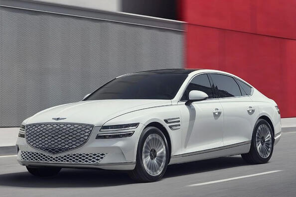 Recenzja zelektryfikowanego sedana Genesis G80: zelektryfikowany luksus Zdjęcie 1