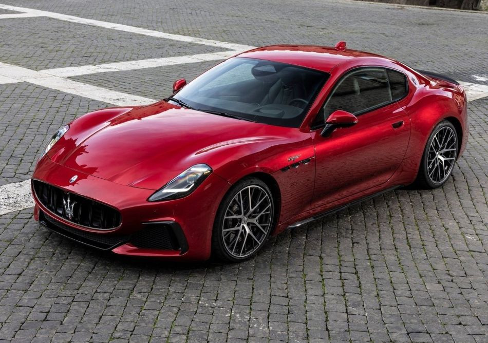 Recenzja luksusowego coupe II generacji Maserati GranTurismo