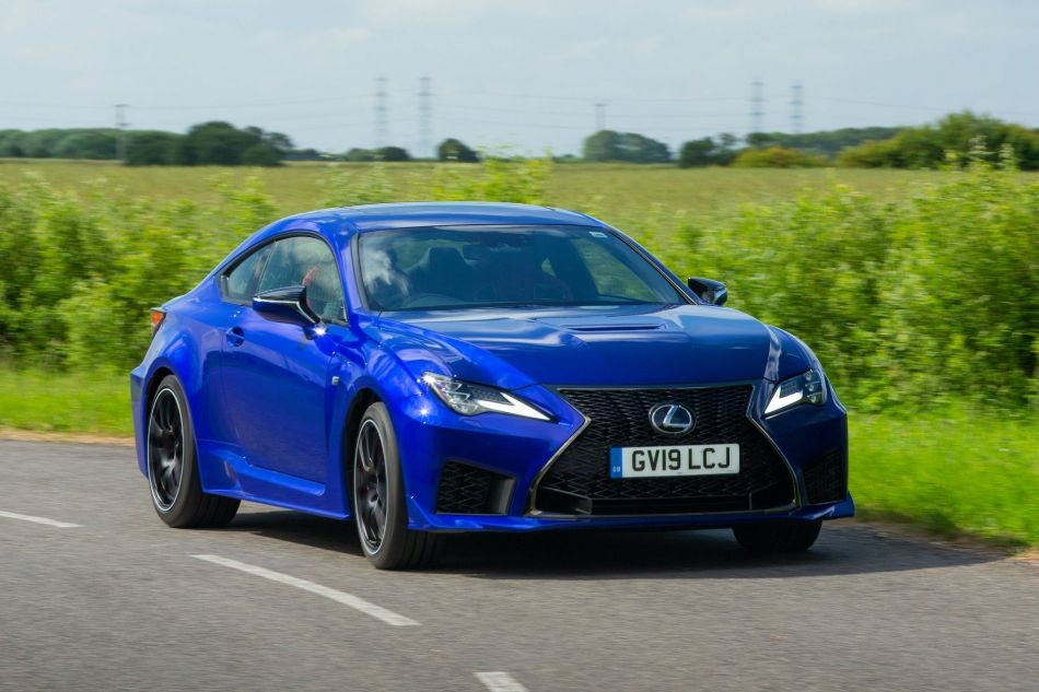 Recenzja „naładowanego” sportowego coupe Lexusa RC F