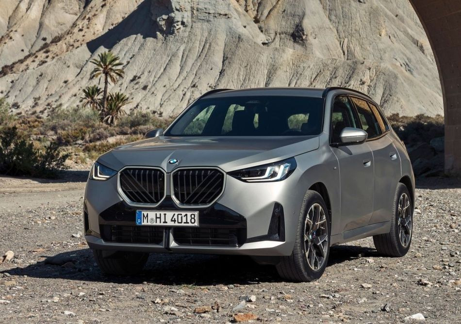 Recenzja BMW X3 2024: Bawarski crossover właśnie stał się większy i bardziej zaawansowany technologicznie
