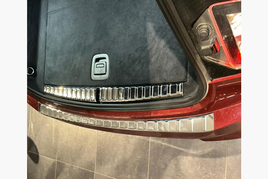 BMW iX (I20) 2022- Nakładka na Zderzak Tylny Stal Nierdzewna Carmos Zdjęcia 1