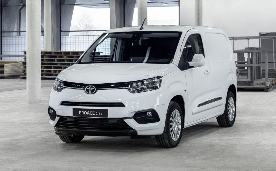 Recenzja kompaktowego vana Toyota Proace City Van
