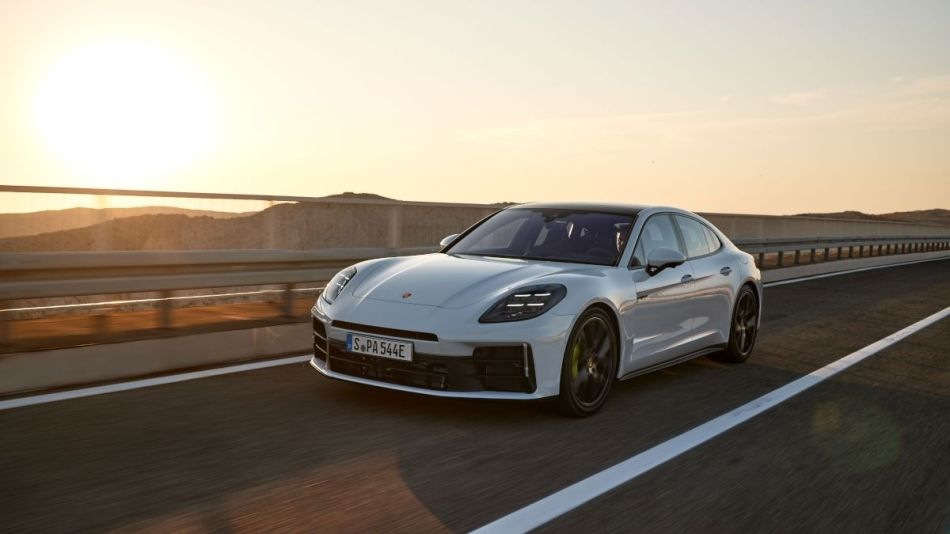 Porsche Panamera 2024: ewolucja samochodu sportowego
