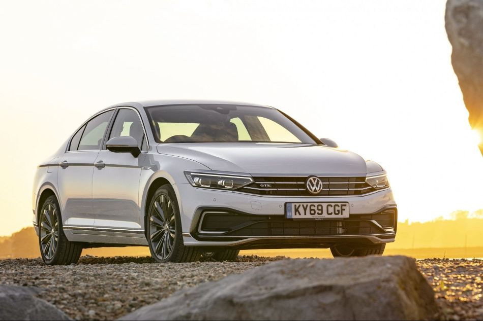 Volkswagen Passat GTE: recenzja hybrydowego sedana