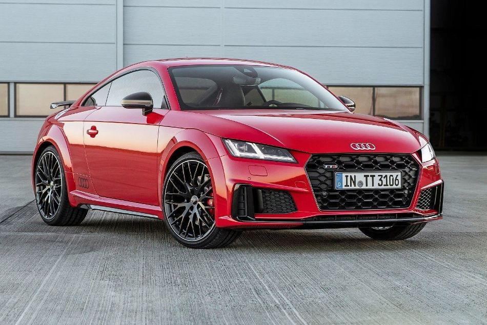 Audi TTS Coupe: sportowy charakter w eleganckim coupe