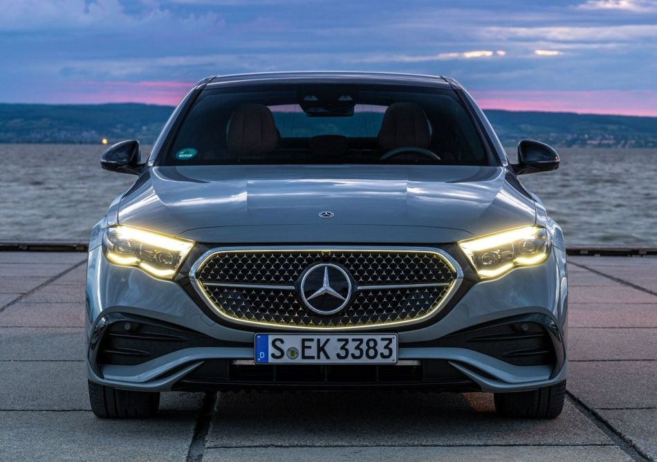 Przegląd Klasy E Mercedes-Benz 2023: nowy wymiar luksusu