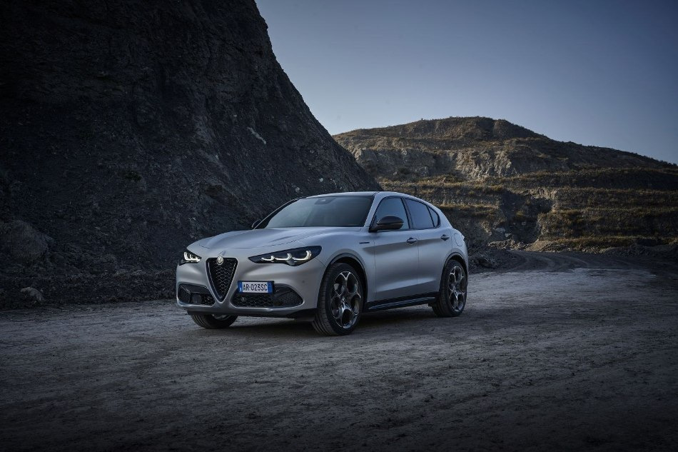 Recenzja zaktualizowanego włoskiego crossovera Alfa Romeo Stelvio