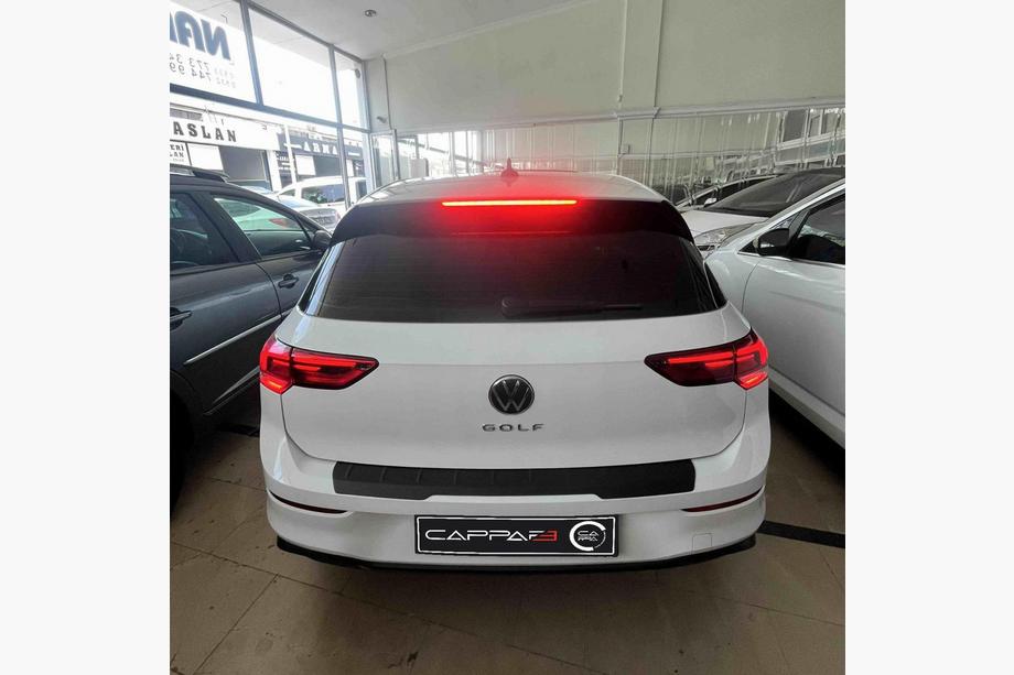 Volkswagen Golf 8 2019- Nakładka na Tylny Zderzak EuroCap (ABS) Image