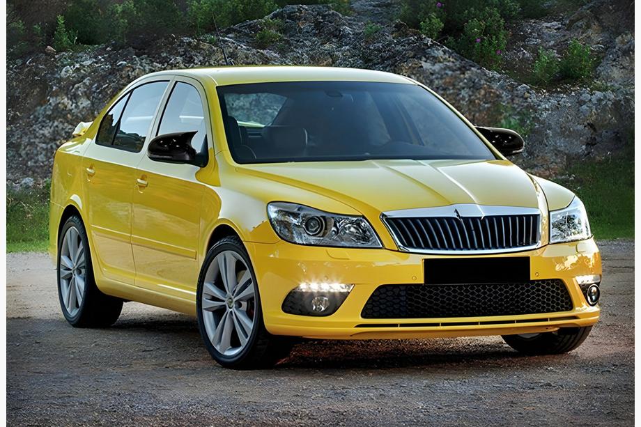 Skoda Octavia II A5 2010-2013 Nakładki na Lusterka BMW-Style (2 szt) Zdjęcia 6