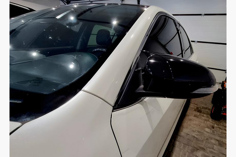 Toyota C-HR 2016-2023 Nakładki na Lusterka BMW-Style (2 szt) Image