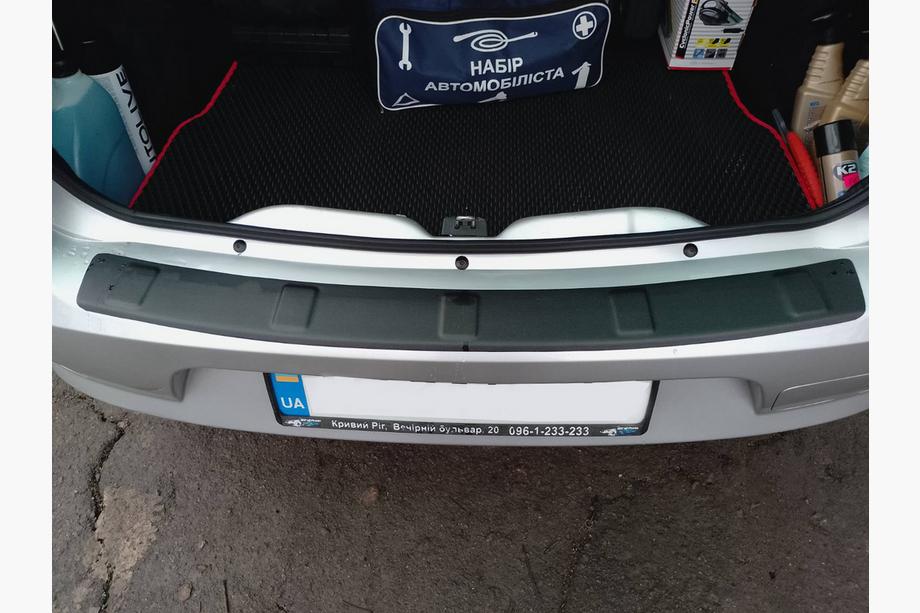 Dacia Logan I 2008-2012 Nakładka na tylny zderzak (SD, ABS, Esa) Image