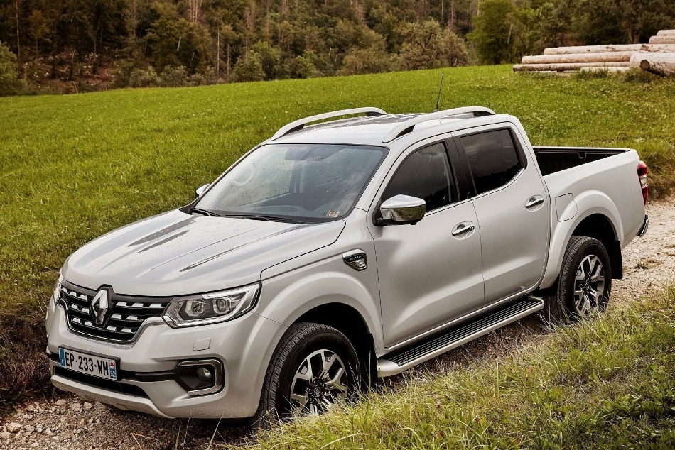 Recenzja Renault Alaskan: niezawodny pick-up do pracy i wypoczynku