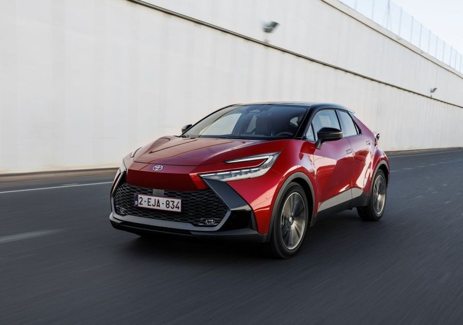 Toyota C-HR 2023: recenzja drugiej generacji