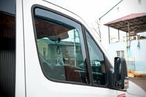 Mercedes Sprinter W906 2006–2018 Wkładane owiewki szyb (przyciemniane, 2 szt., Cagatay) zdjęcia 5